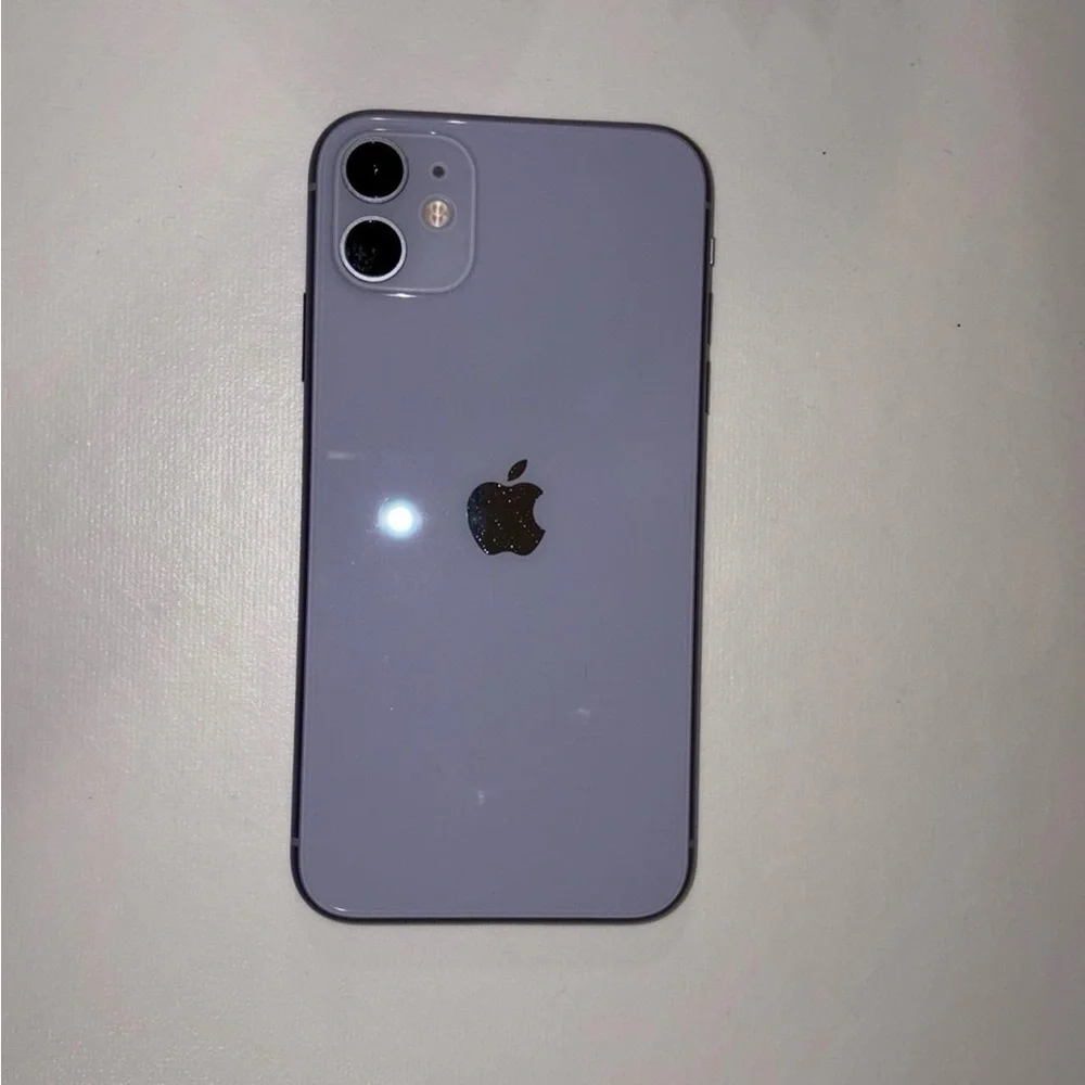 Apple iPhone 11 - 64GB Purple